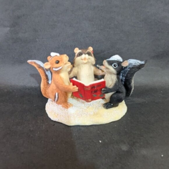 Fitz & Floyd Charming Tails The Christmas Trio Figurine Skunk Chipmunk Racoon - Picture 8 of 9